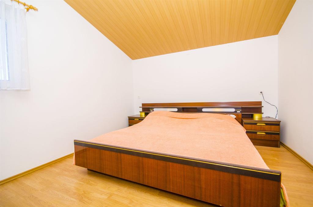 Apartments Nada Рогозница Экстерьер фото